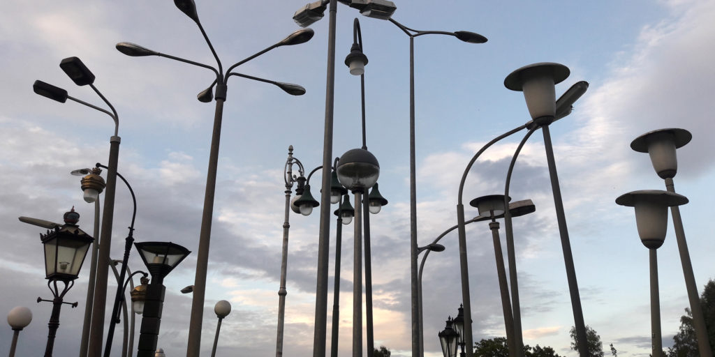 ZUHAUSE 8 Licht RO